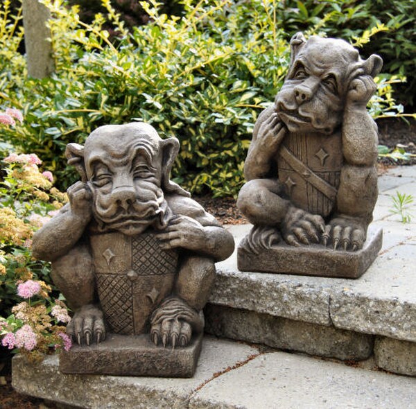 Gargoyle Garden Set with Shields Statues Pair Statuary
